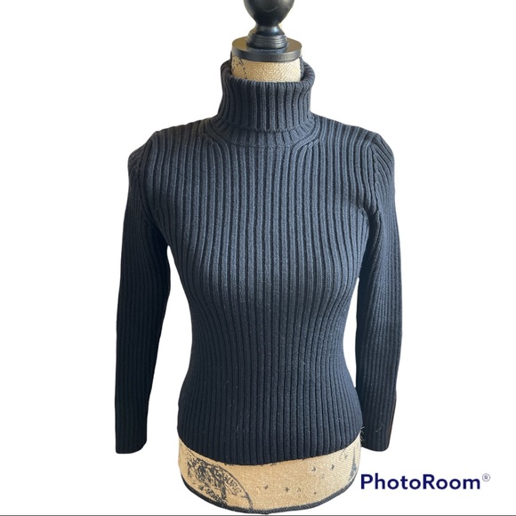 Prada turtleneck - Picture 1 of 6